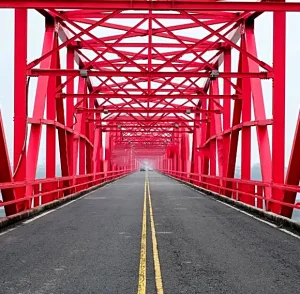 پل فلزی جاده‌ای